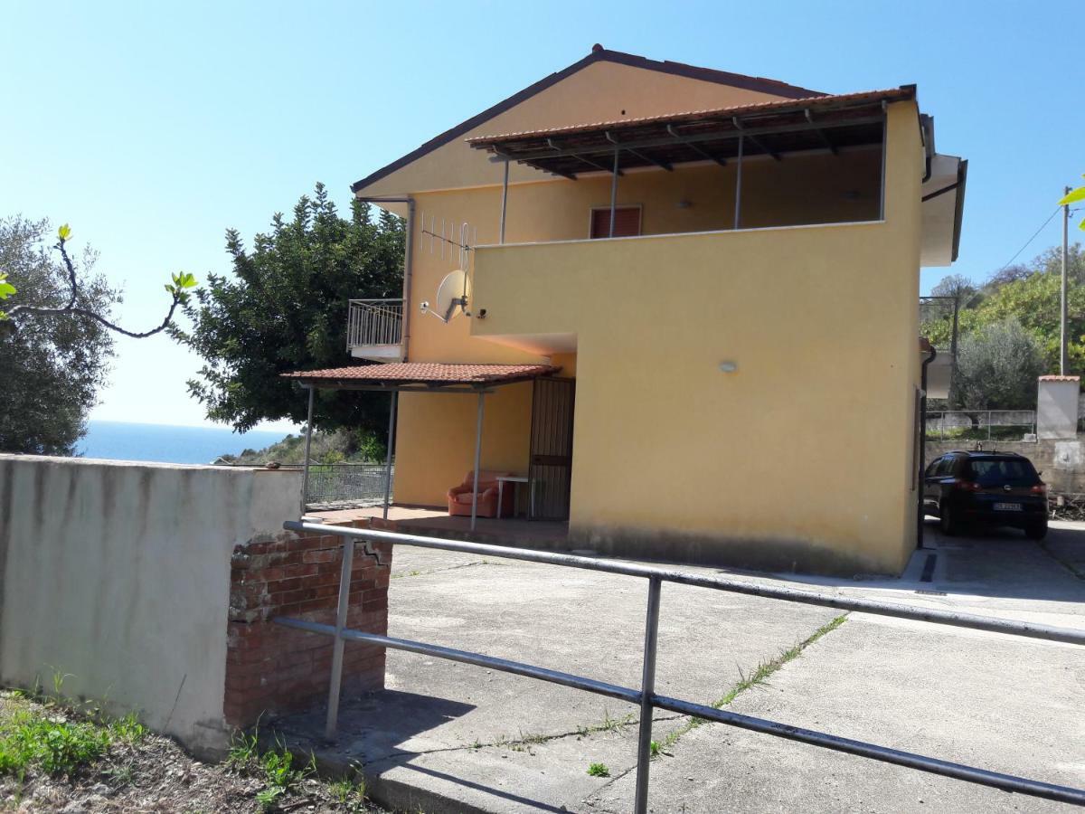 Casa Vacanze Maria Vienna Pollica Exterior photo